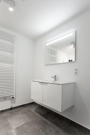 APPARTEMENT N° 4 DEUXIEME ETAGE-12