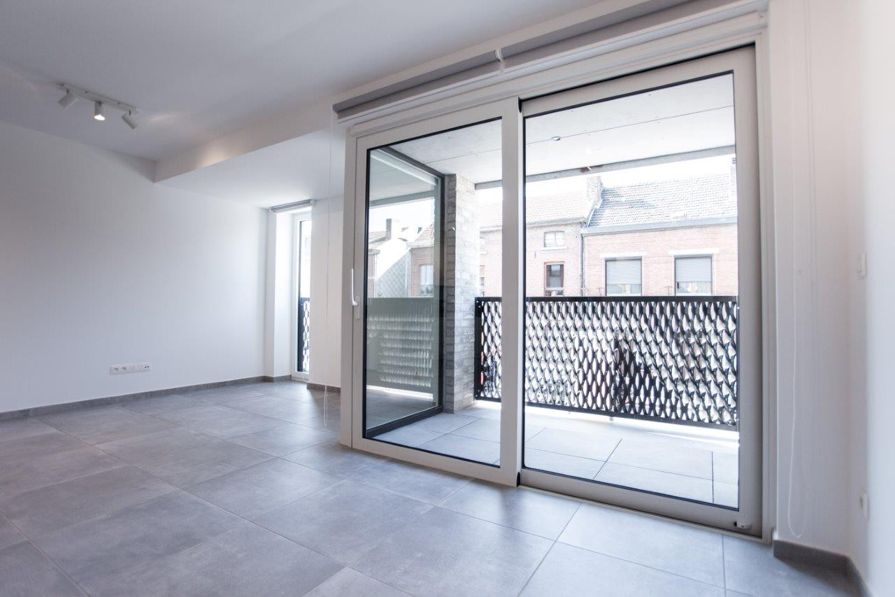 APPARTEMENT N° 2 PREMIER ETAGE-3