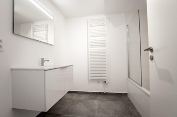 APPARTEMENT N° 5 PREMIER ETAGE PARTIE GAUCHE-8