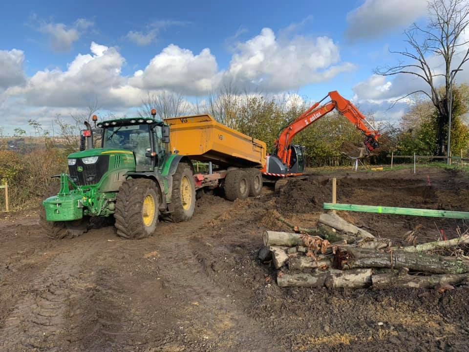 77145736_2425727467668350_1614796317614145536_n