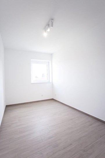 APPARTEMENT N° 4 DEUXIEME ETAGE-8