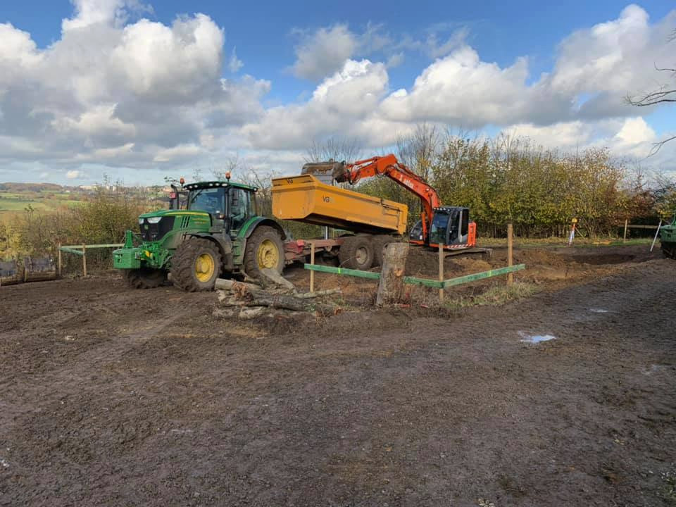 75462292_2425727507668346_8949580400154378240_n